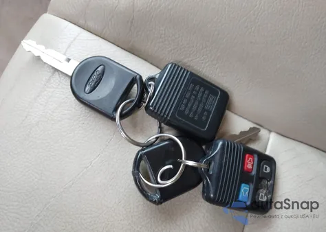 2007 Ford Explorer Eddie Bauer z USA, uszkodzony, nr VIN 1FMEU74E47UB74693